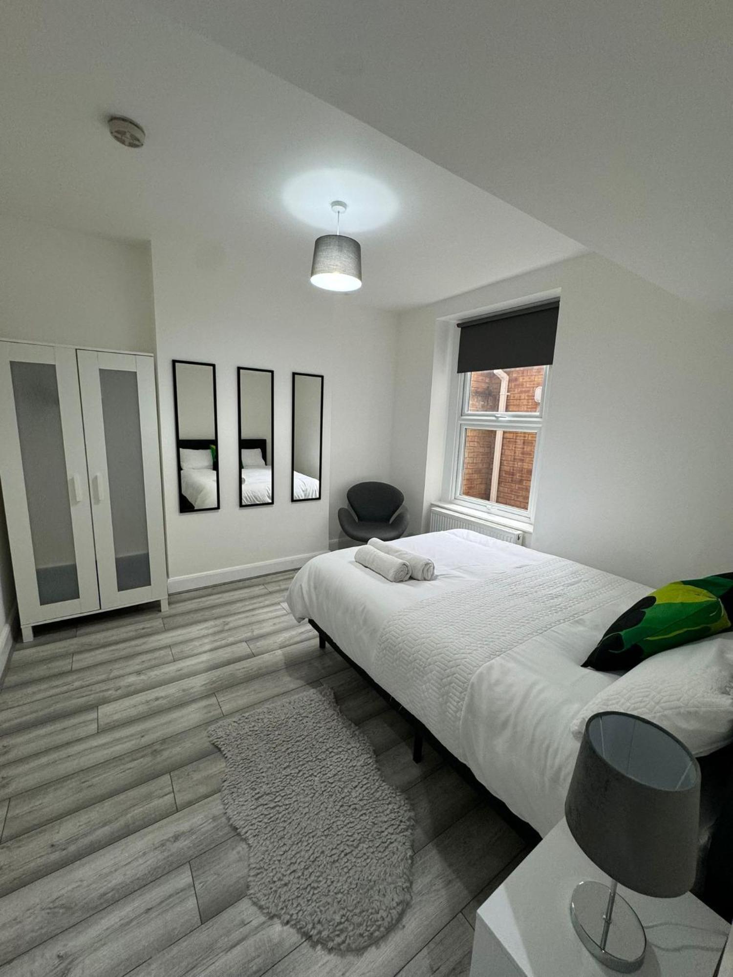 Apartamento 2 Double Bedroom Garden Flat In Acton,london